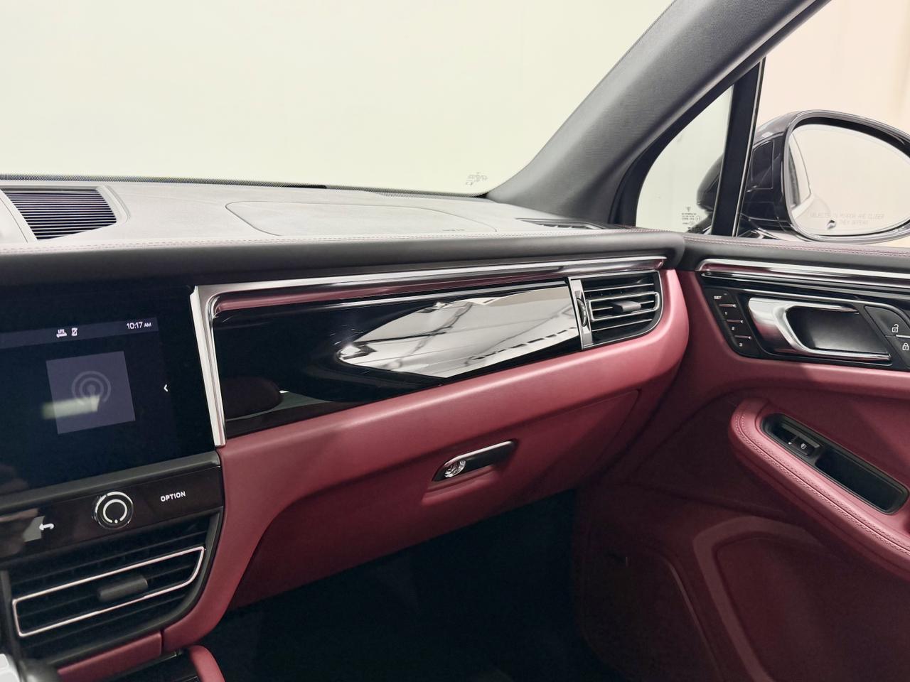 2023 Porsche Macan S Newark DE