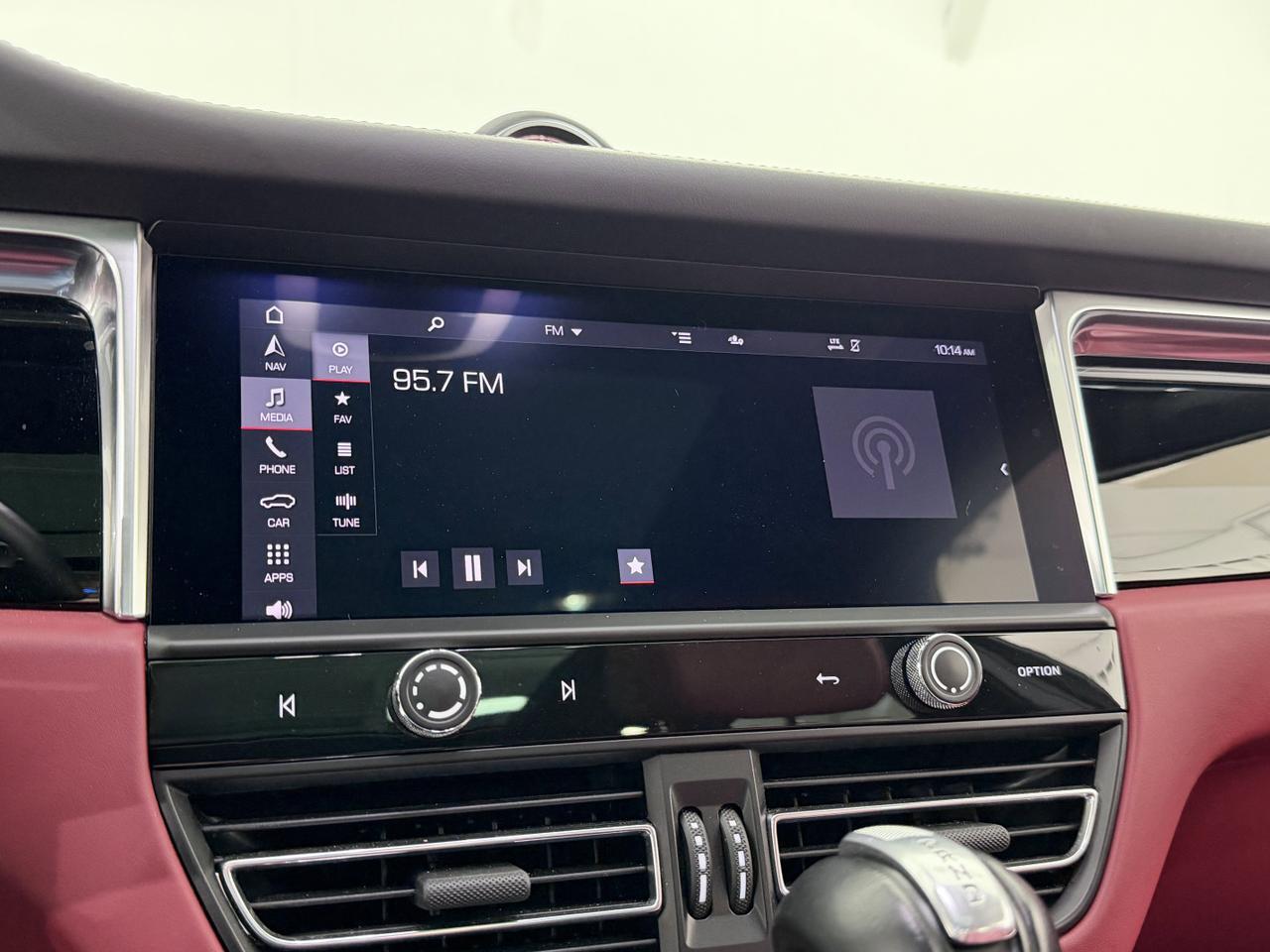 2023 Porsche Macan S Newark DE
