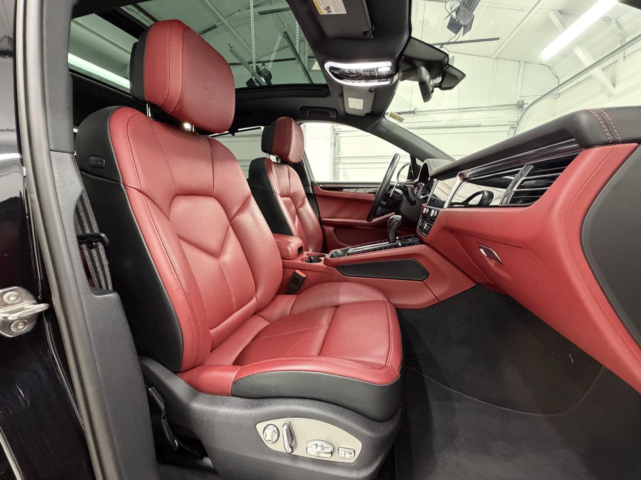 2023 Porsche Macan S Newark DE