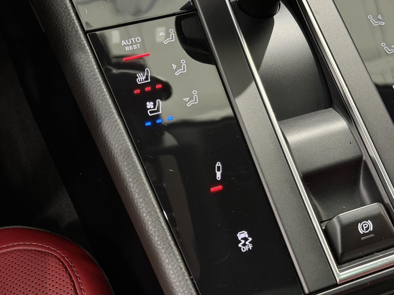 2023 Porsche Macan S Newark DE