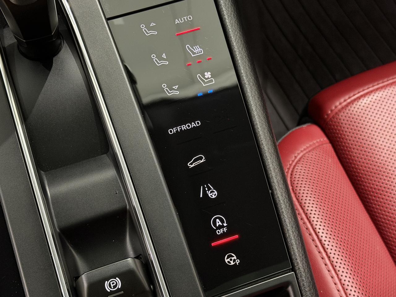 2023 Porsche Macan S Newark DE