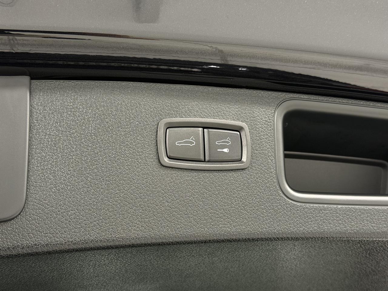 2023 Porsche Macan S Newark DE