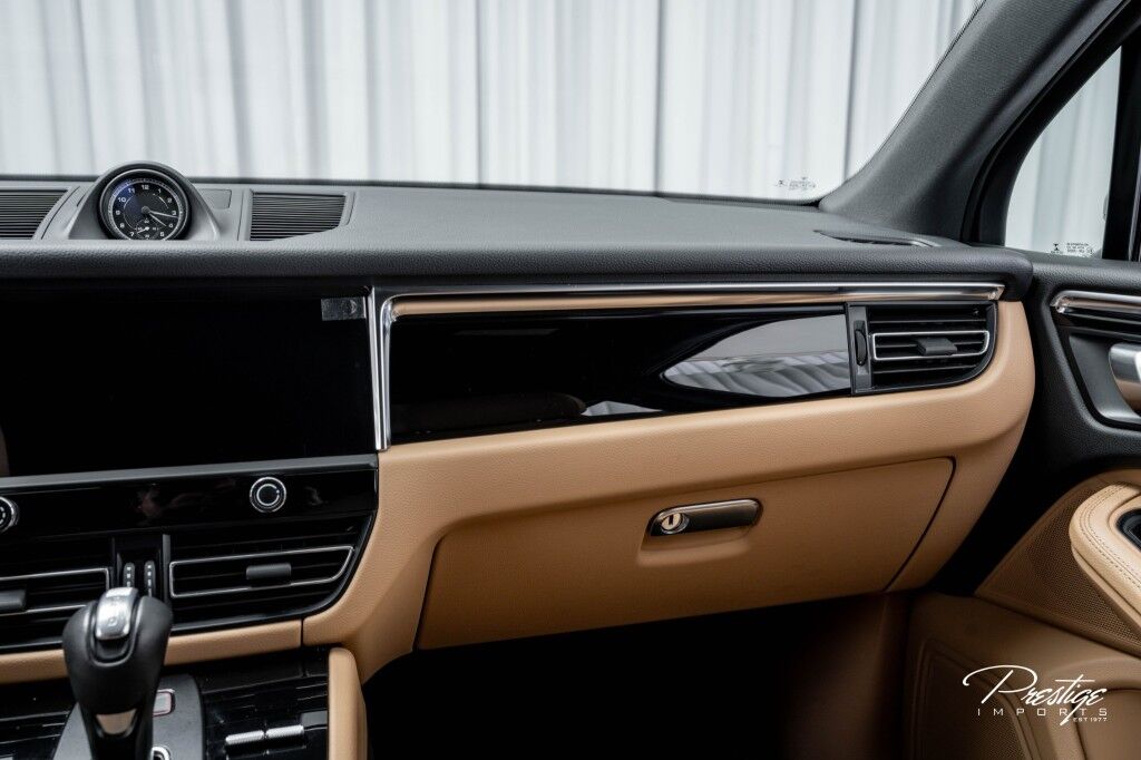 2023 Porsche Macan S North Miami Beach FL