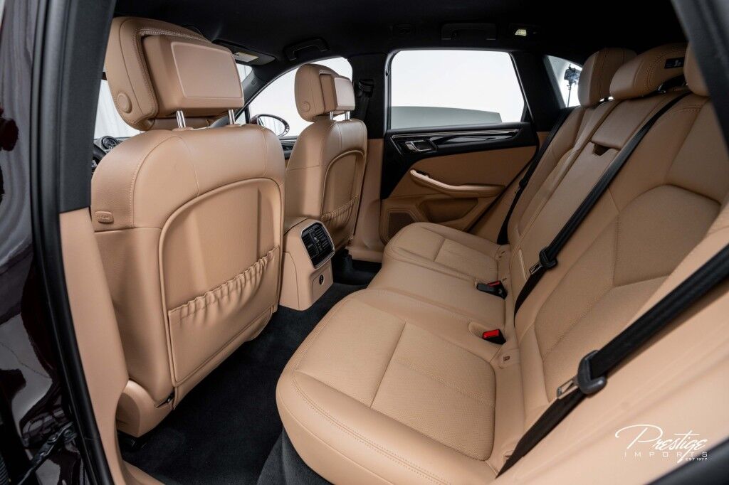 2023 Porsche Macan S North Miami Beach FL