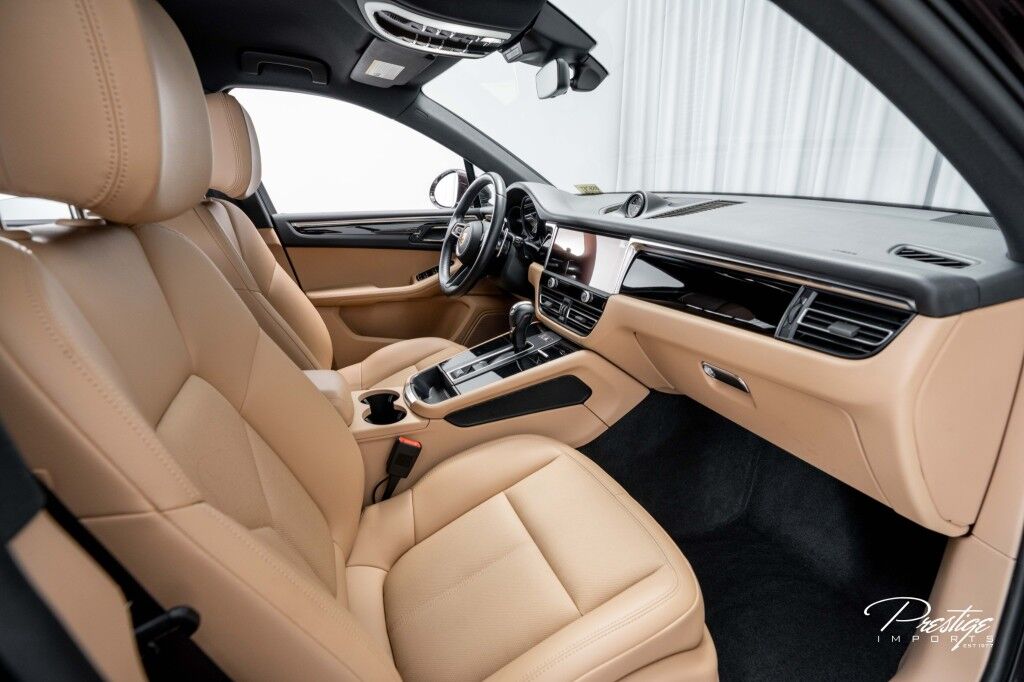 2023 Porsche Macan S North Miami Beach FL