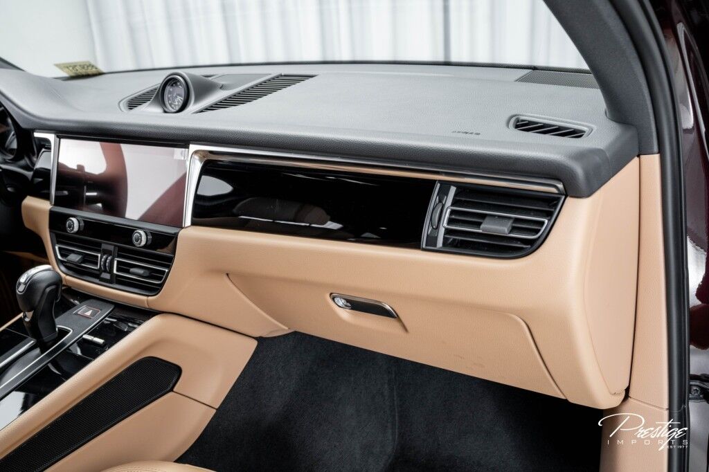 2023 Porsche Macan S North Miami Beach FL