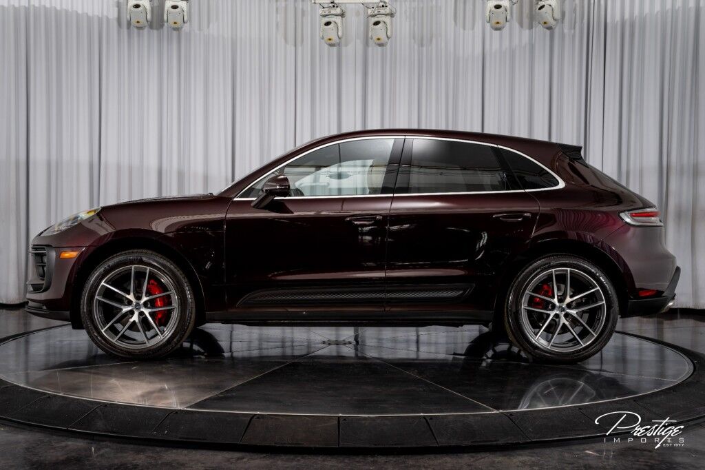 2023 Porsche Macan S North Miami Beach FL
