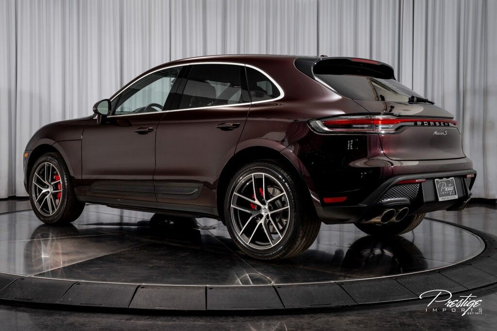 2023 Porsche Macan S North Miami Beach FL