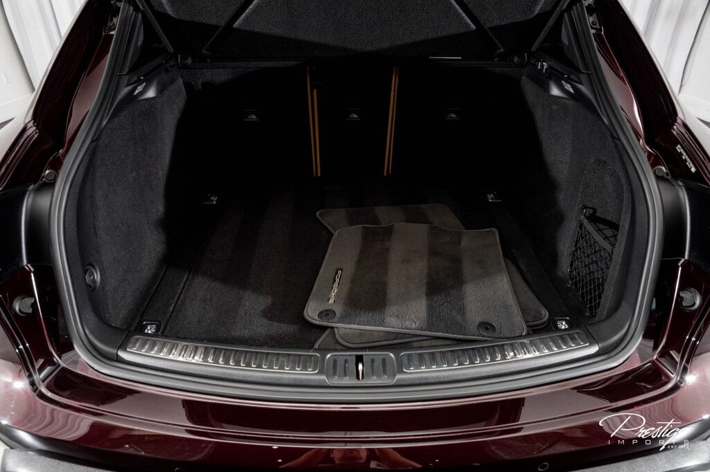 2023 Porsche Macan S North Miami Beach FL