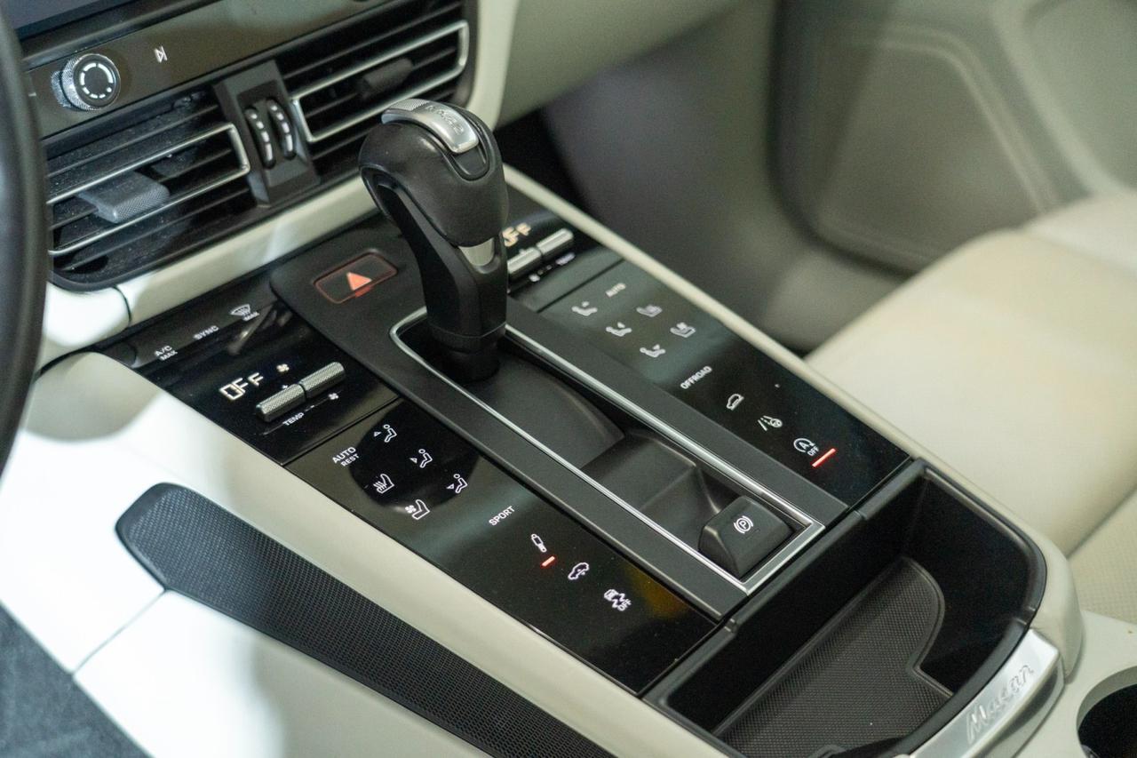 2023 Porsche Macan S Pompano Beach FL