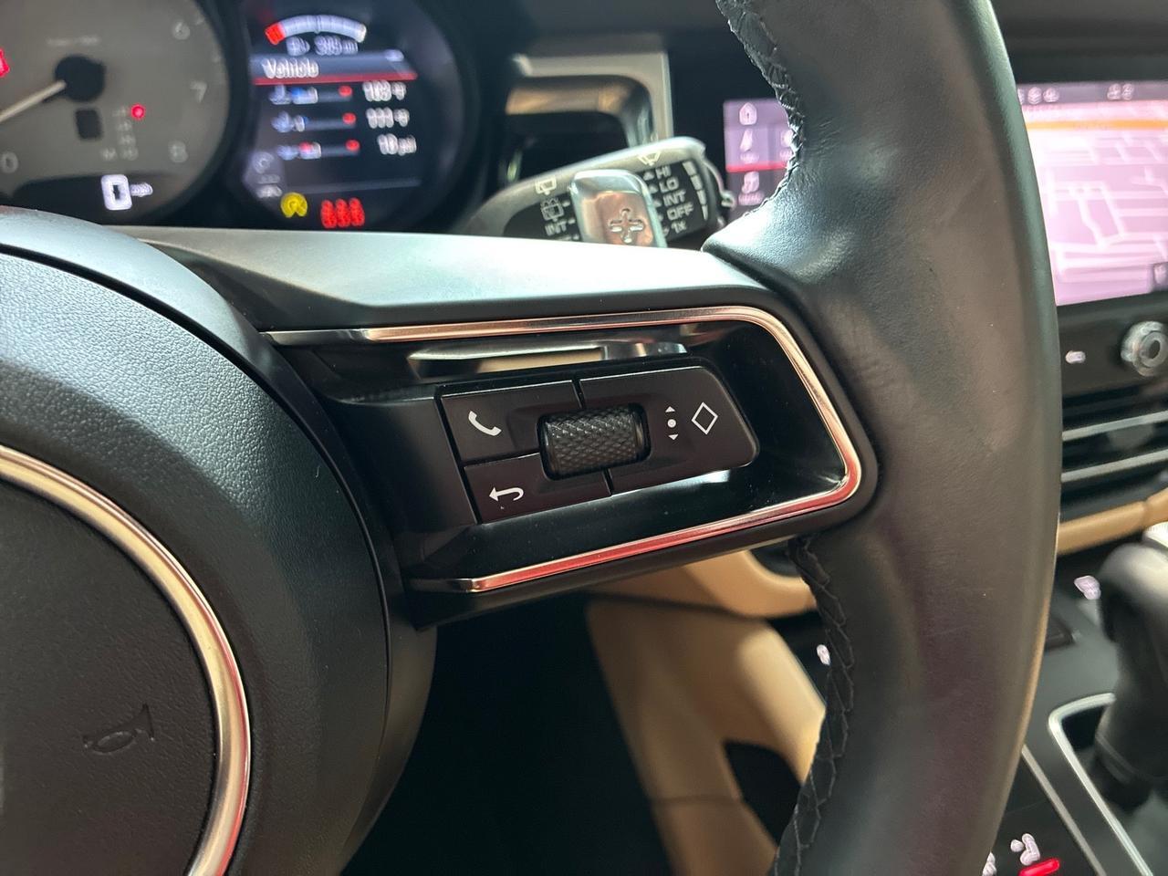 2023 Porsche Macan S, Premium Pkg Plus, Adaptive Air Suspension, Trim in High Gloss Black Houston TX