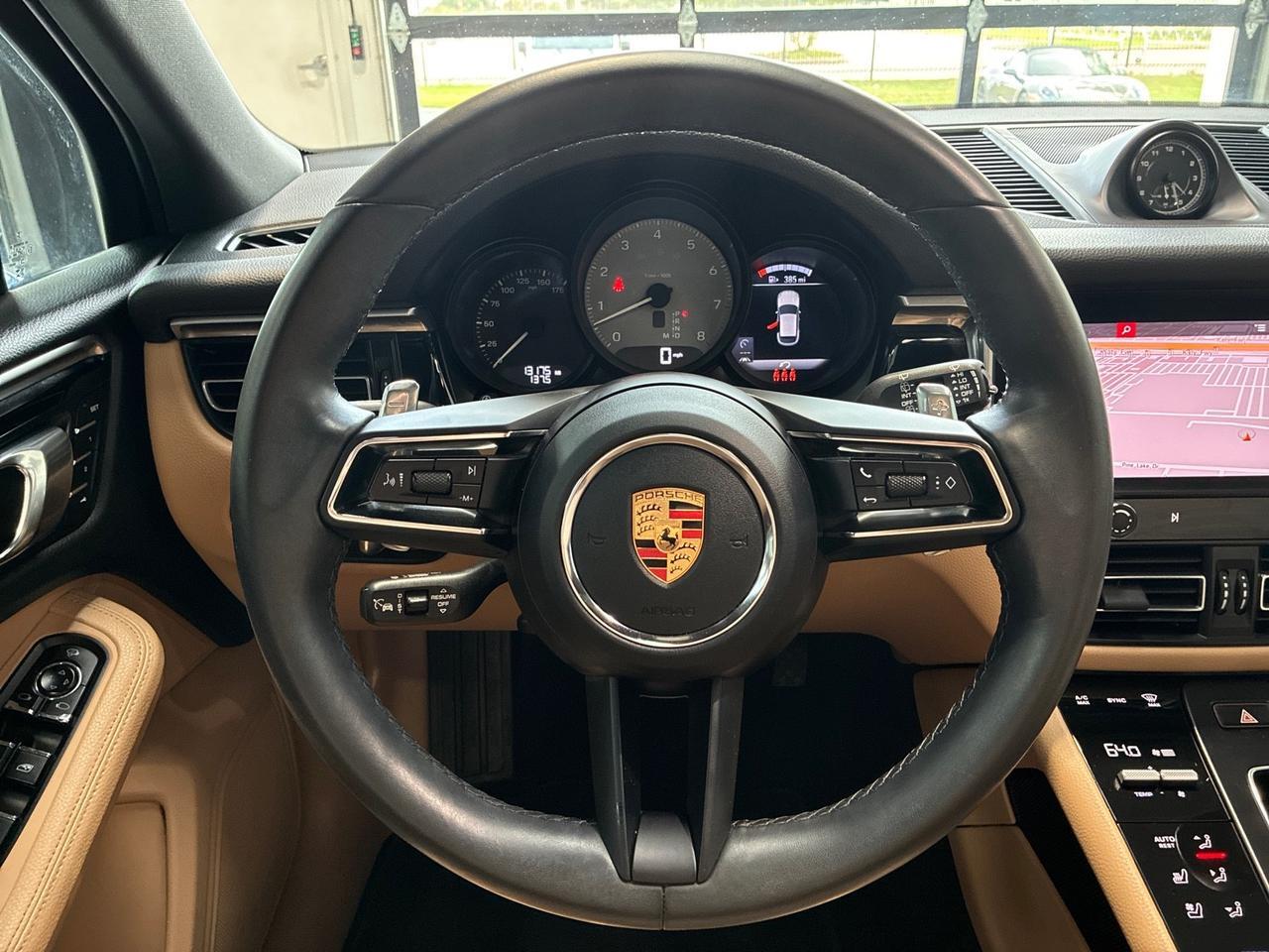 2023 Porsche Macan S, Premium Pkg Plus, Adaptive Air Suspension, Trim in High Gloss Black Houston TX