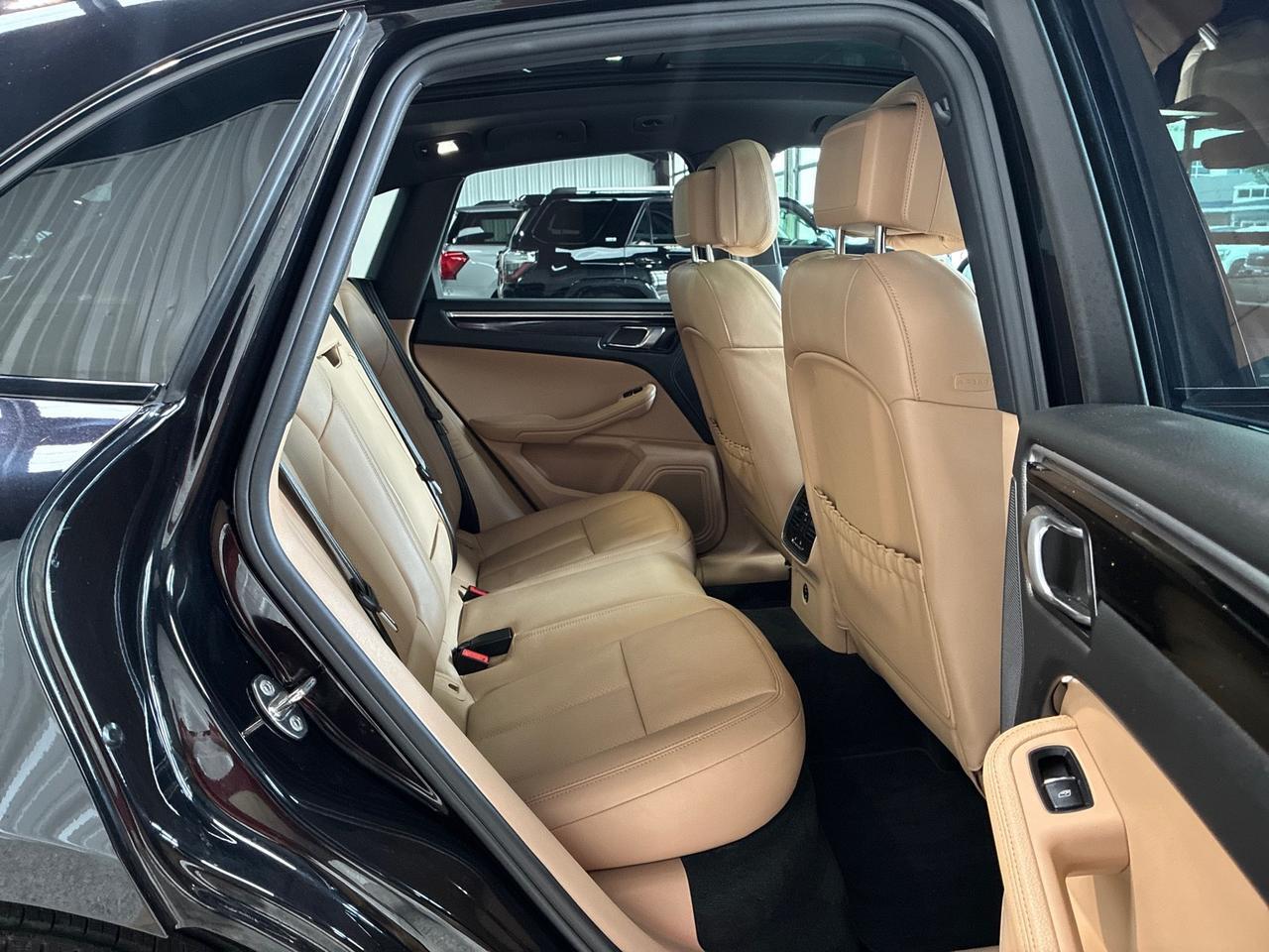 2023 Porsche Macan S, Premium Pkg Plus, Adaptive Air Suspension, Trim in High Gloss Black Houston TX