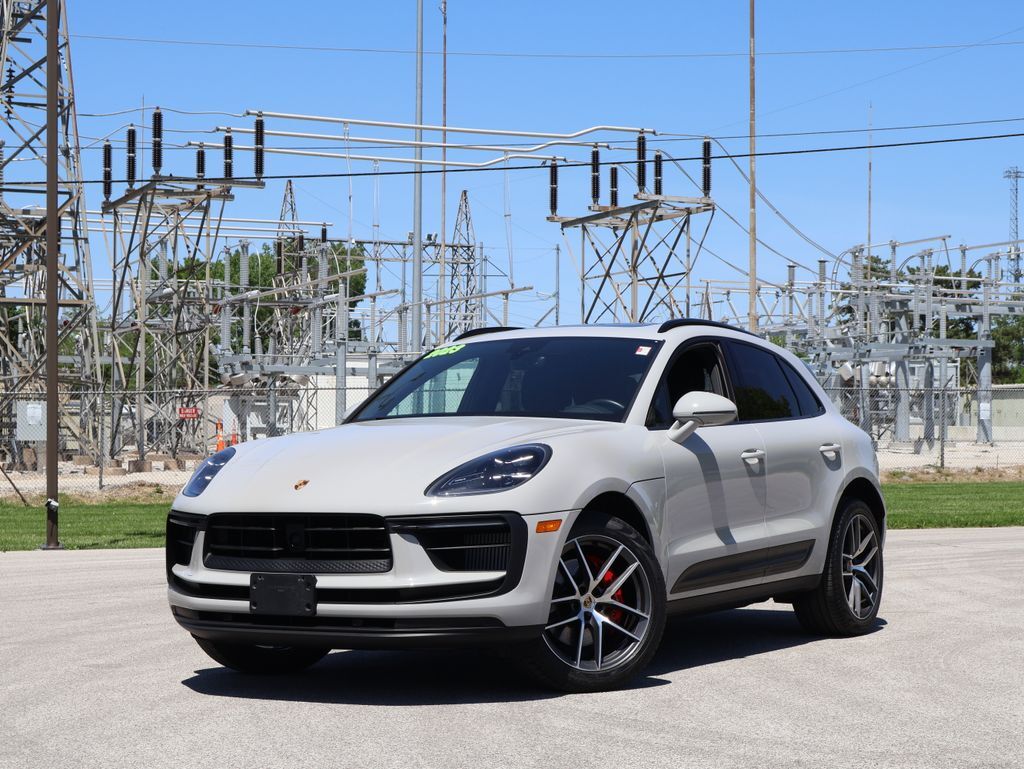 2023 Porsche Macan S