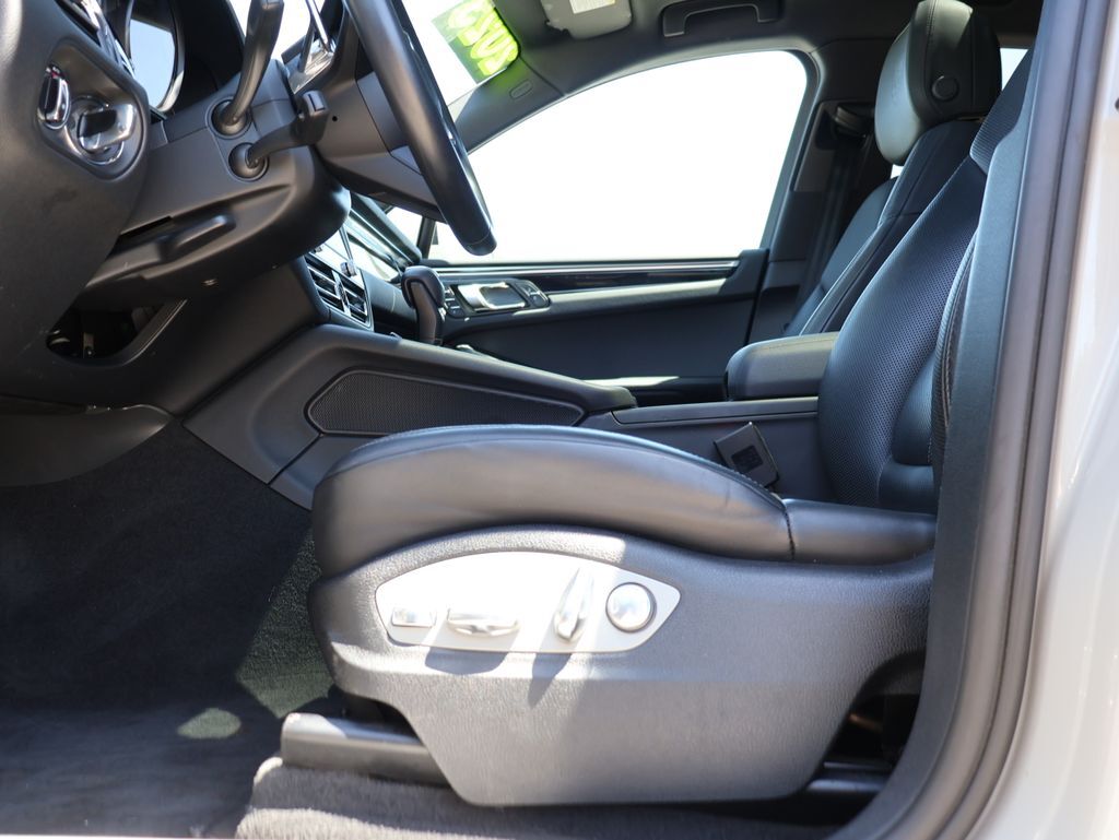 2023 Porsche Macan S San Clemente CA