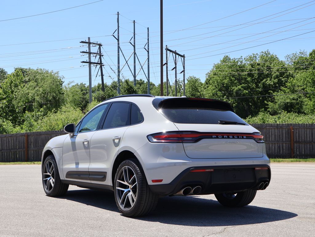 2023 Porsche Macan S