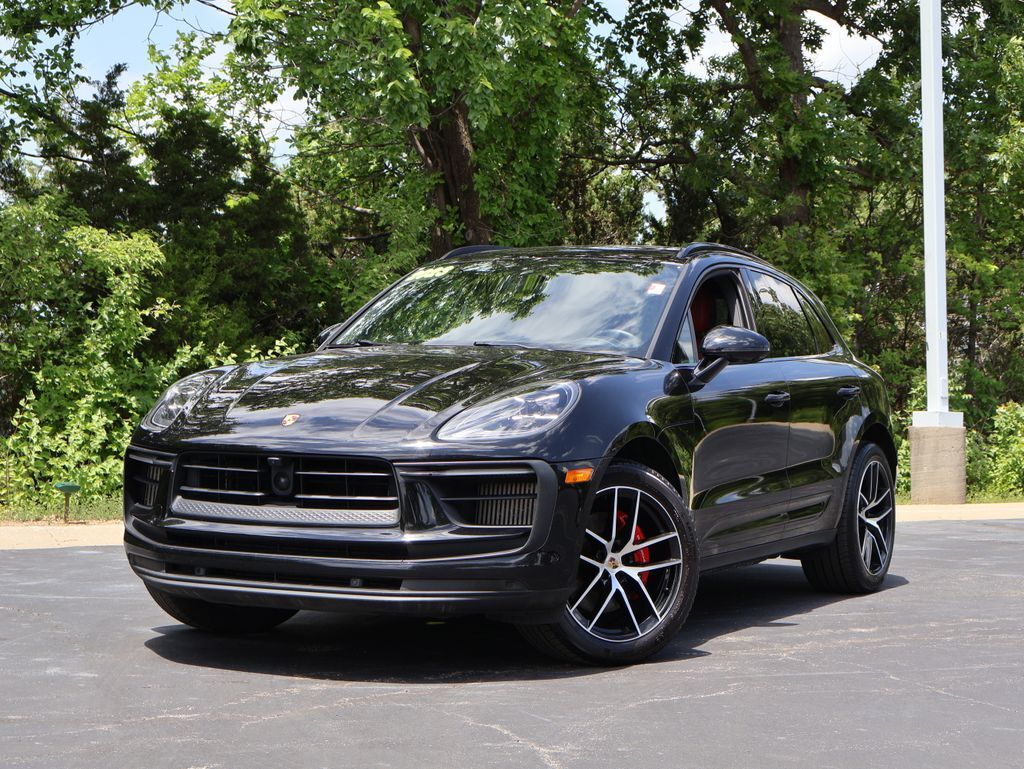 2023 Porsche Macan S