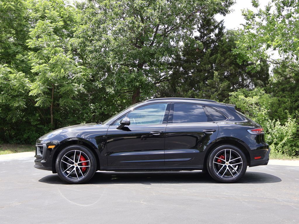 2023 Porsche Macan S