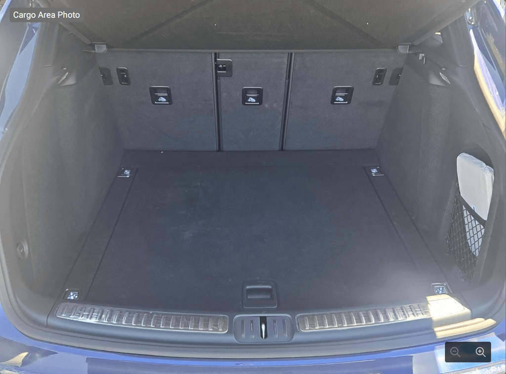 2023 Porsche Macan S Tigard OR