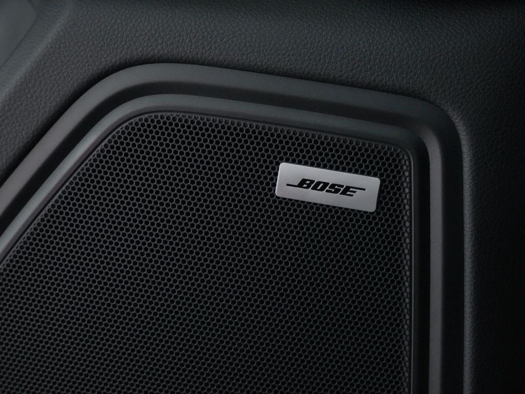 2023 Porsche Macan S Tigard OR