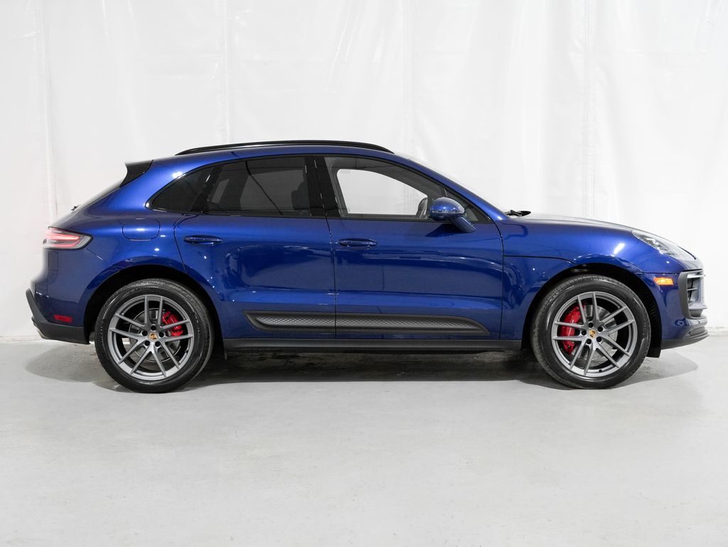 2023 Porsche Macan S Tigard OR