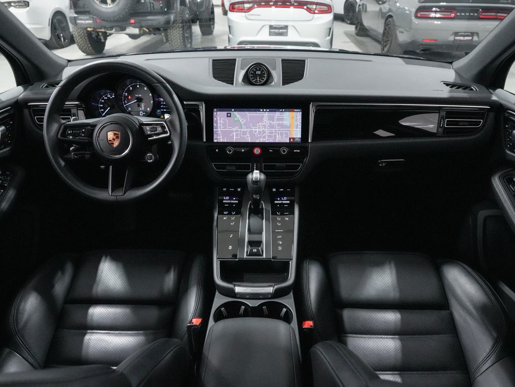 2023 Porsche Macan S Tigard OR