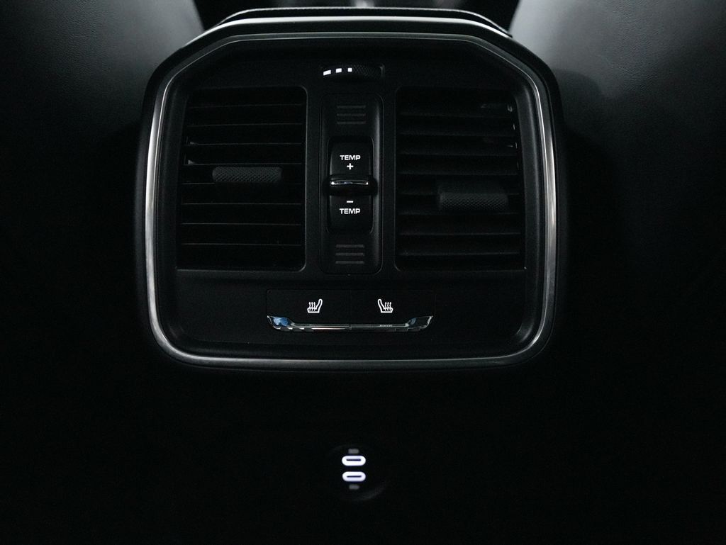 2023 Porsche Macan S Tigard OR