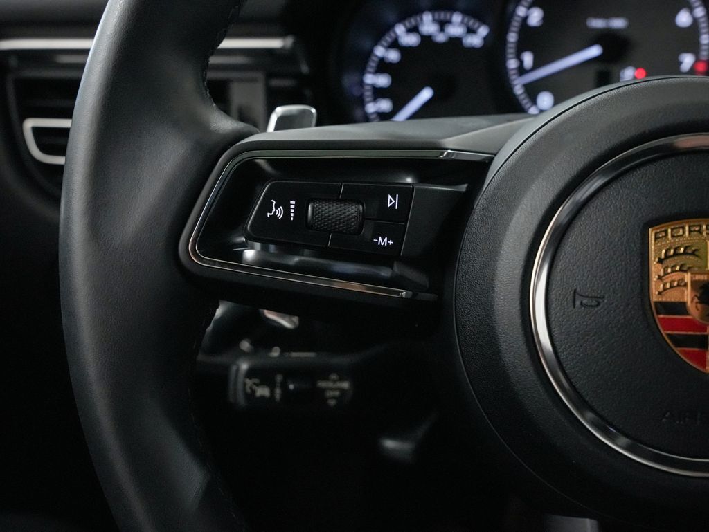 2023 Porsche Macan S Tigard OR