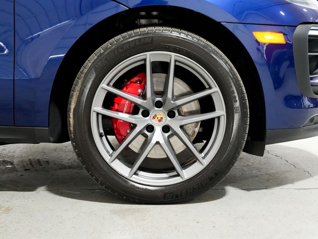 2023 Porsche Macan S Tigard OR