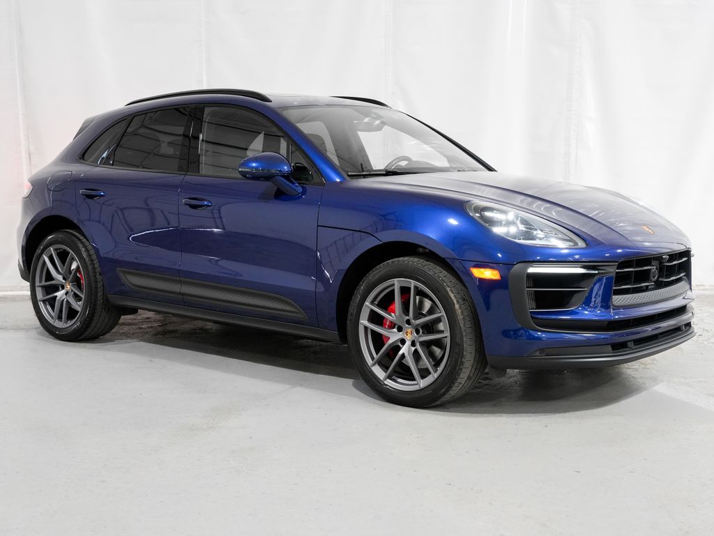 2023 Porsche Macan S Tigard OR