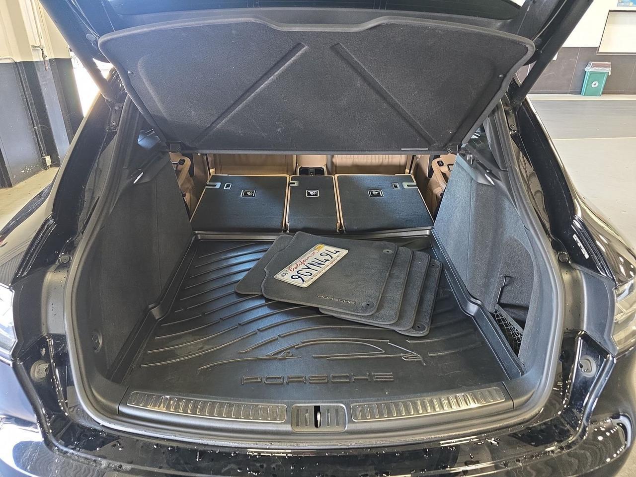 2023 Porsche Macan Surround View Camera Ventilated Seats Portland OR