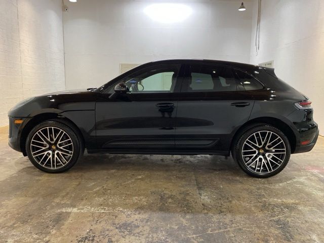 2023 Porsche Macan T