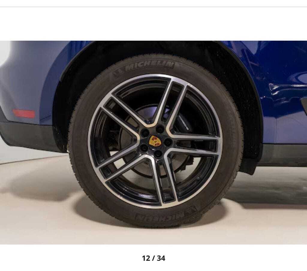 2023 Porsche Macan T Orange MA