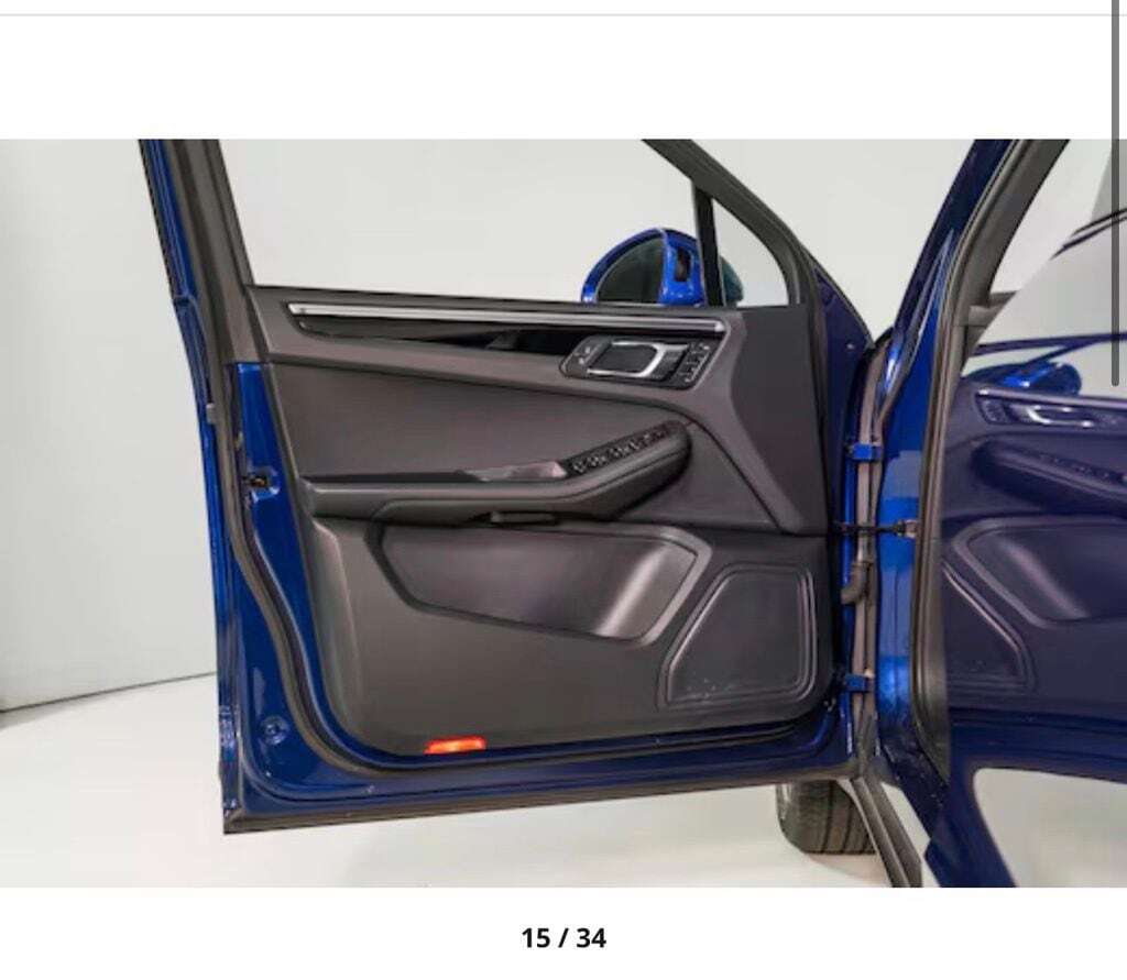 2023 Porsche Macan T Orange MA