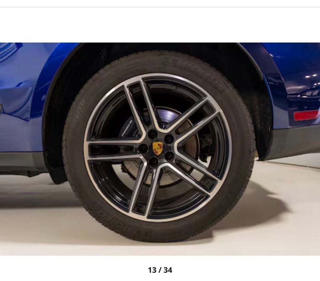 2023 Porsche Macan T Orange MA