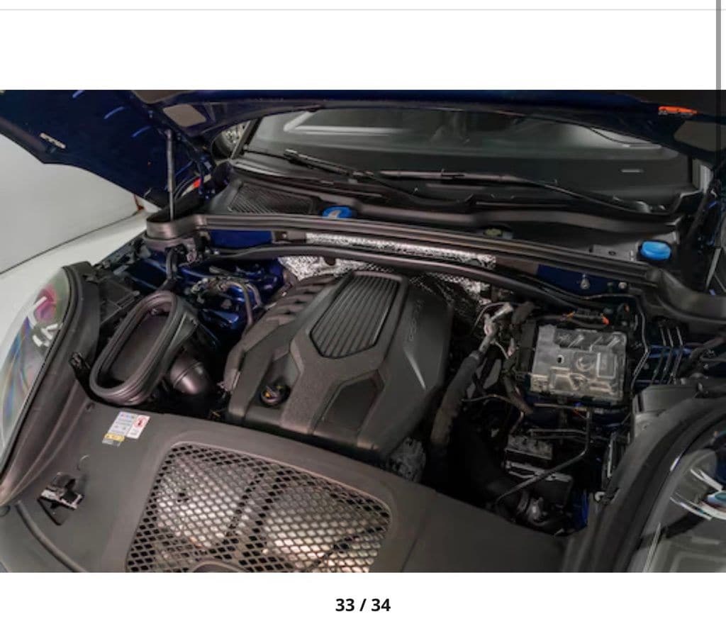 2023 Porsche Macan T Orange MA