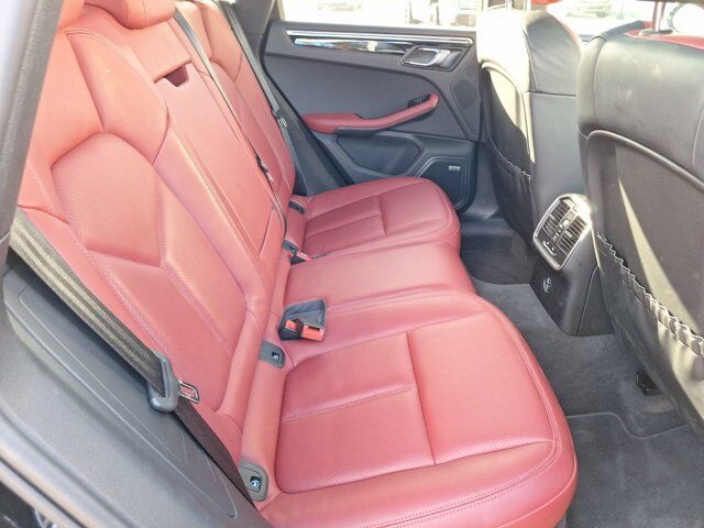 2023 Porsche Macan T Hurst TX