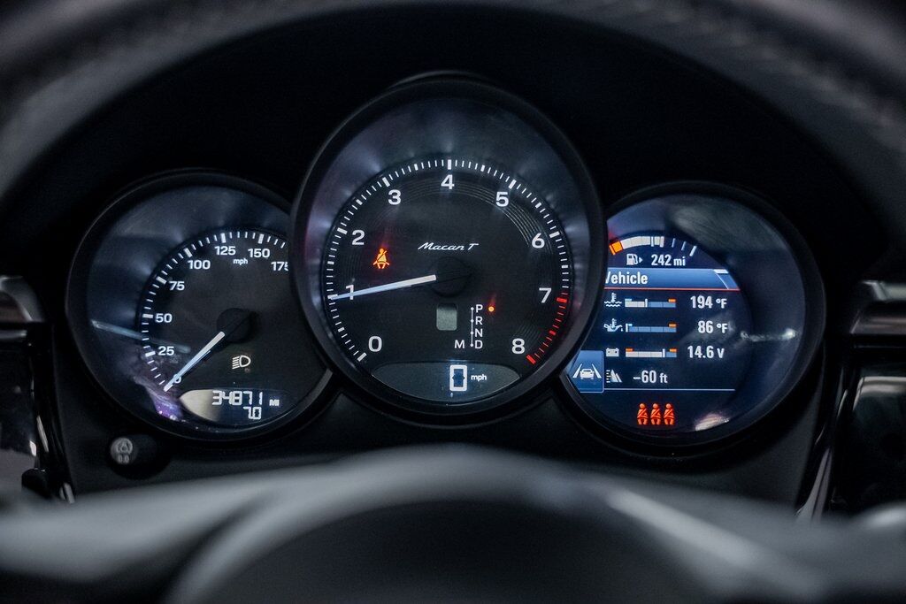 2023 Porsche Macan T Indianapolis IN