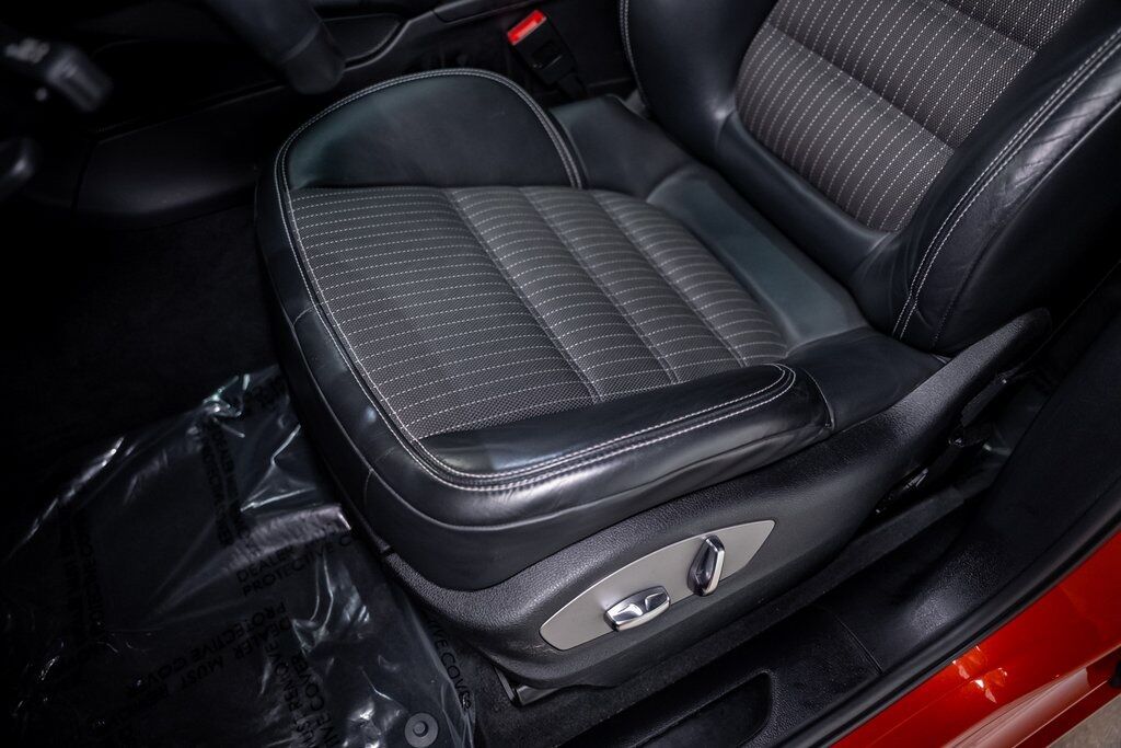 2023 Porsche Macan T Indianapolis IN