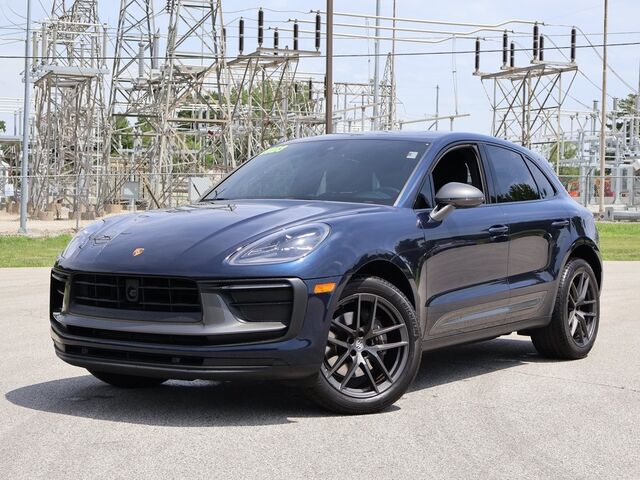 2023 Porsche Macan T Oshkosh WI