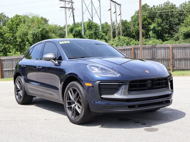 2023 Porsche Macan T Oshkosh WI