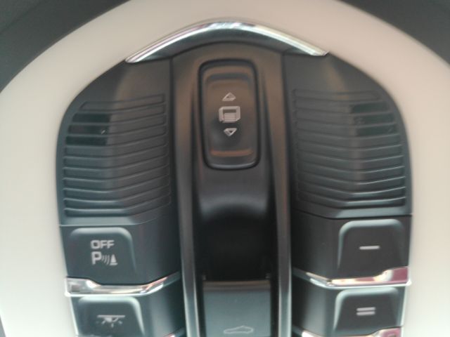 2023 Porsche Macan T Plano TX
