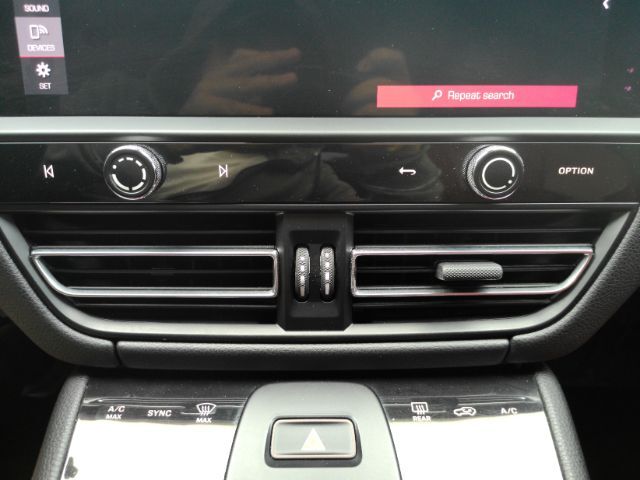 2023 Porsche Macan T Plano TX