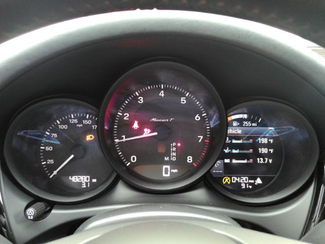 2023 Porsche Macan T Plano TX