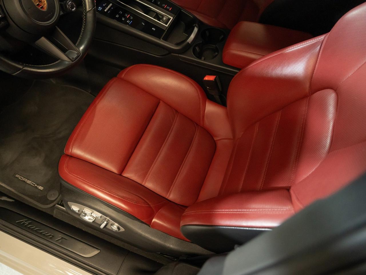 2023 Porsche Macan T Pompano Beach FL