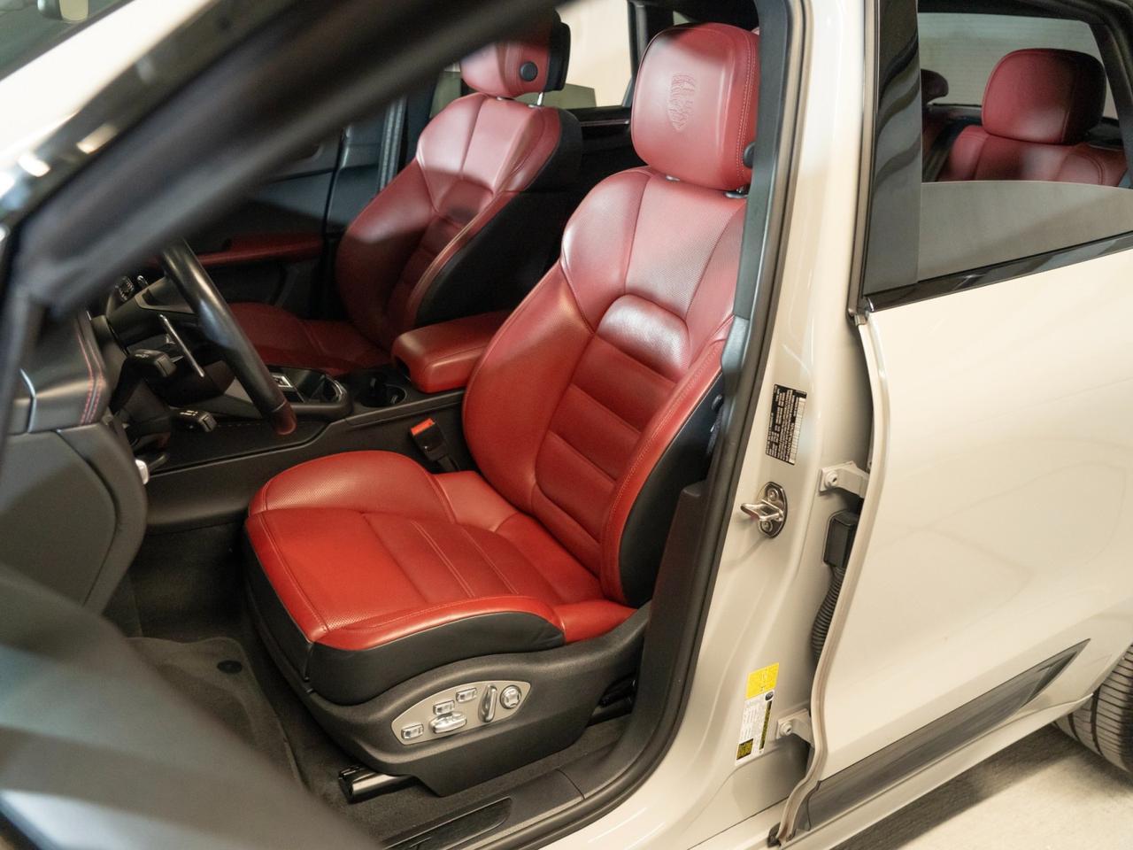 2023 Porsche Macan T Pompano Beach FL