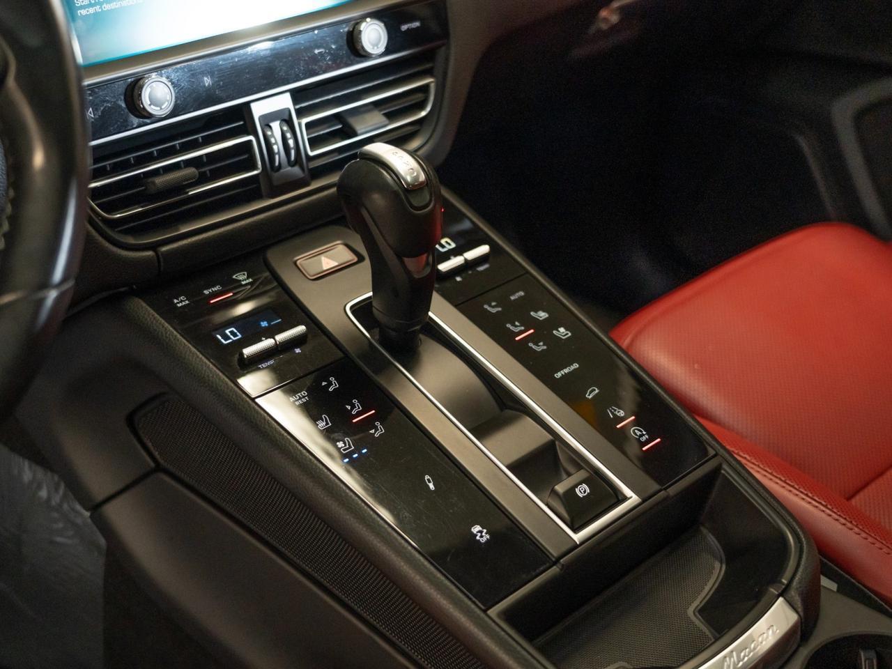 2023 Porsche Macan T Pompano Beach FL