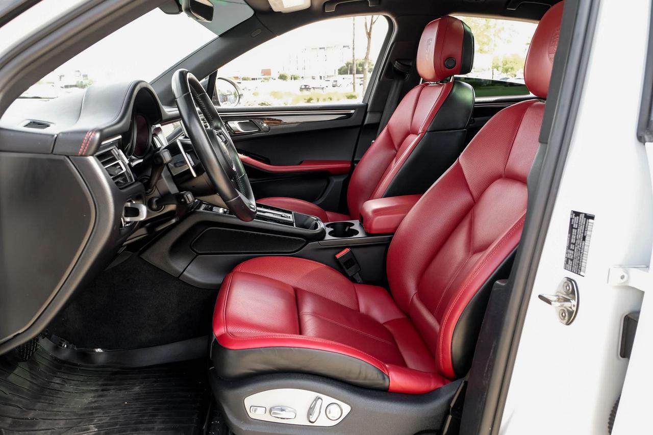 2023 Porsche Macan T Richardson TX