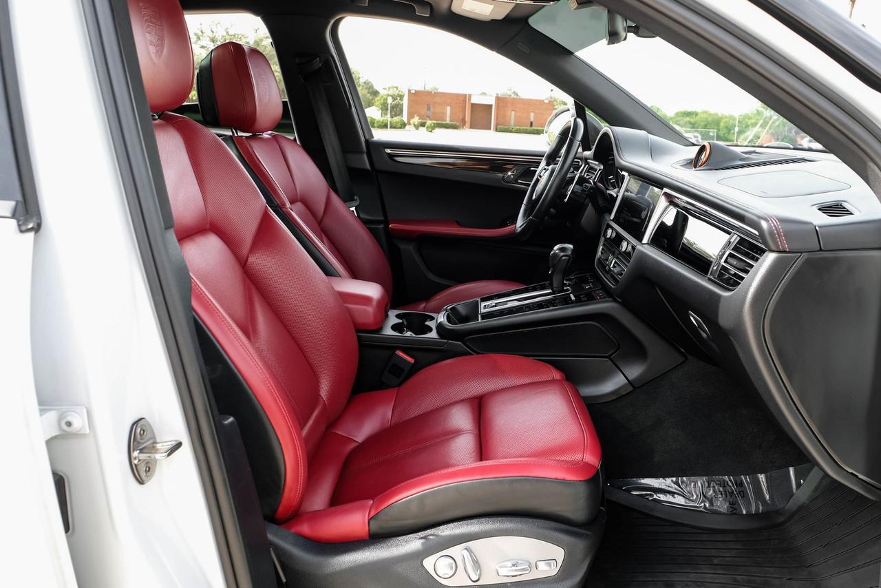 2023 Porsche Macan T Richardson TX