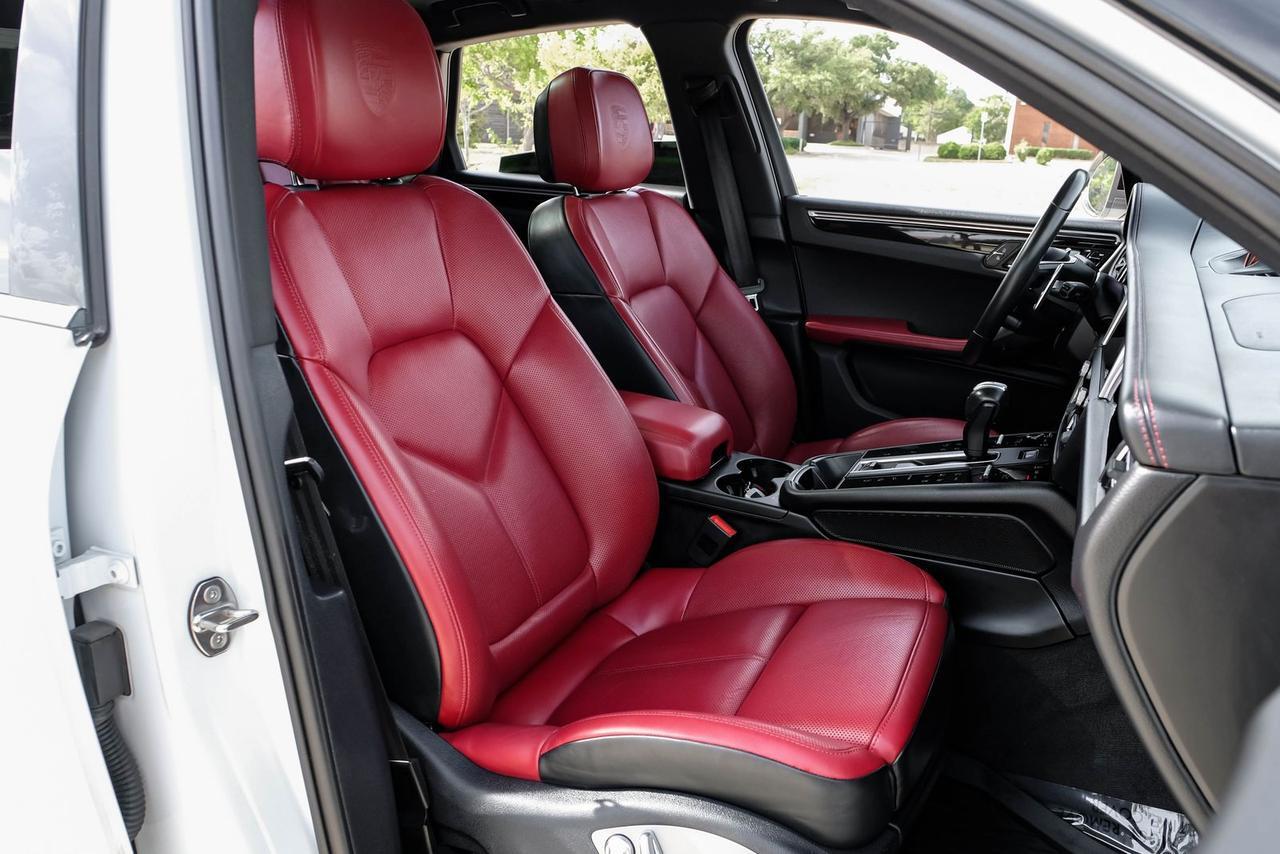 2023 Porsche Macan T Richardson TX